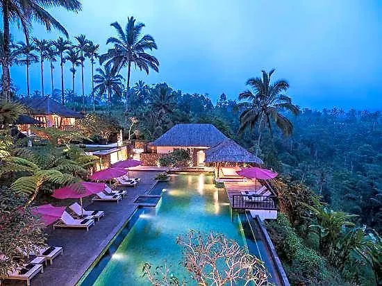 Awan Putih Resort Carangsari