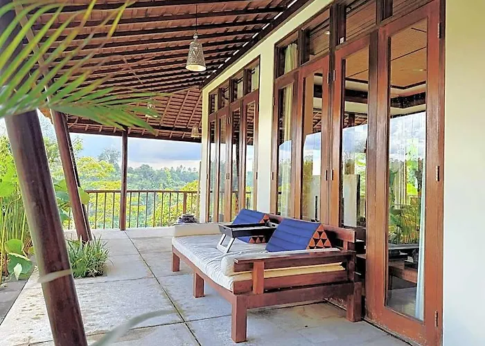 Awan Putih Resort 4*